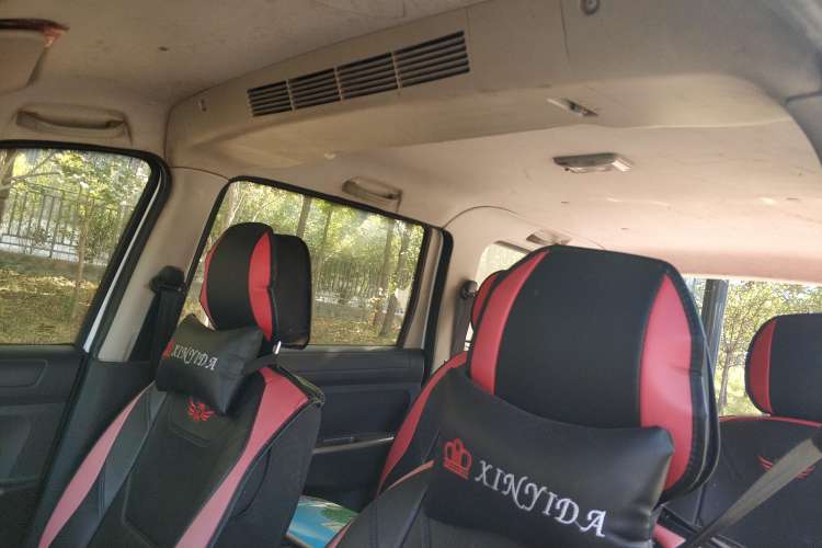 Used Dongfeng Fengon 330 2014 1.5L Manual Utility Version DK15 Headliner