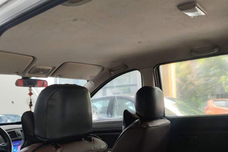 Used Dongfeng Fengon 330 2014 1.2L Manual Practical Version DK12-07 Headliner