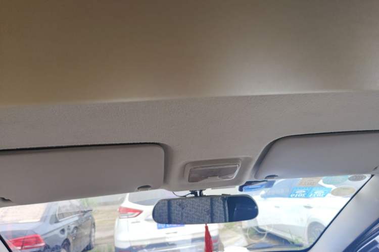 Used Dongfeng Fengon 330 2014 1.5L Manual Utility Version DK15 Headliner