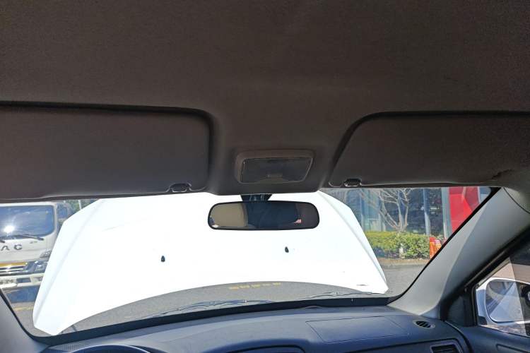 Used Dongfeng Fengon 330 2014 1.5L Manual Utility Version DK15 Headliner
