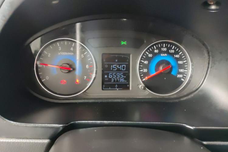Used Dongfeng Fengon 330 2014 1.2L Manual Practical Version DK12-07 Instrument Cluster
