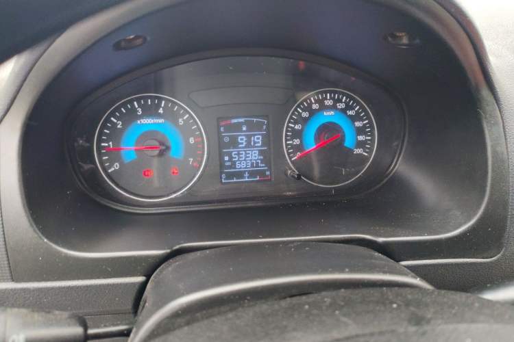 Used Dongfeng Fengon 330 2014 1.5L Manual Utility Version DK15 Instrument Cluster