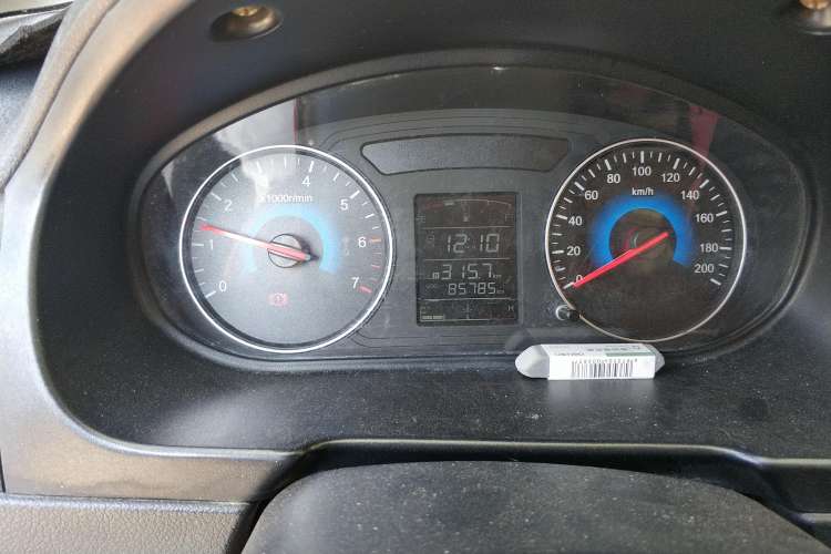 Used Dongfeng Fengon 330 2014 1.5L Manual Utility Version DK15 Instrument Cluster