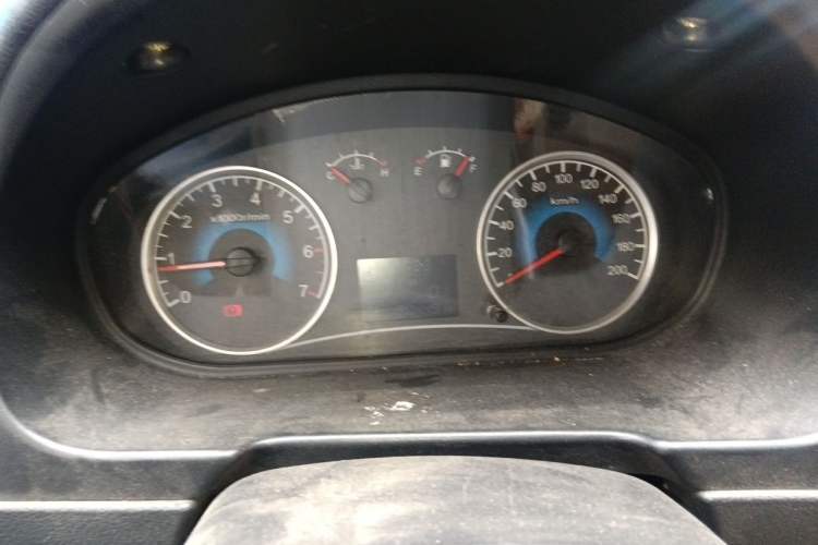 Used Dongfeng Fengon 330 2014 1.5L Manual Utility Version DK15 Instrument Cluster
