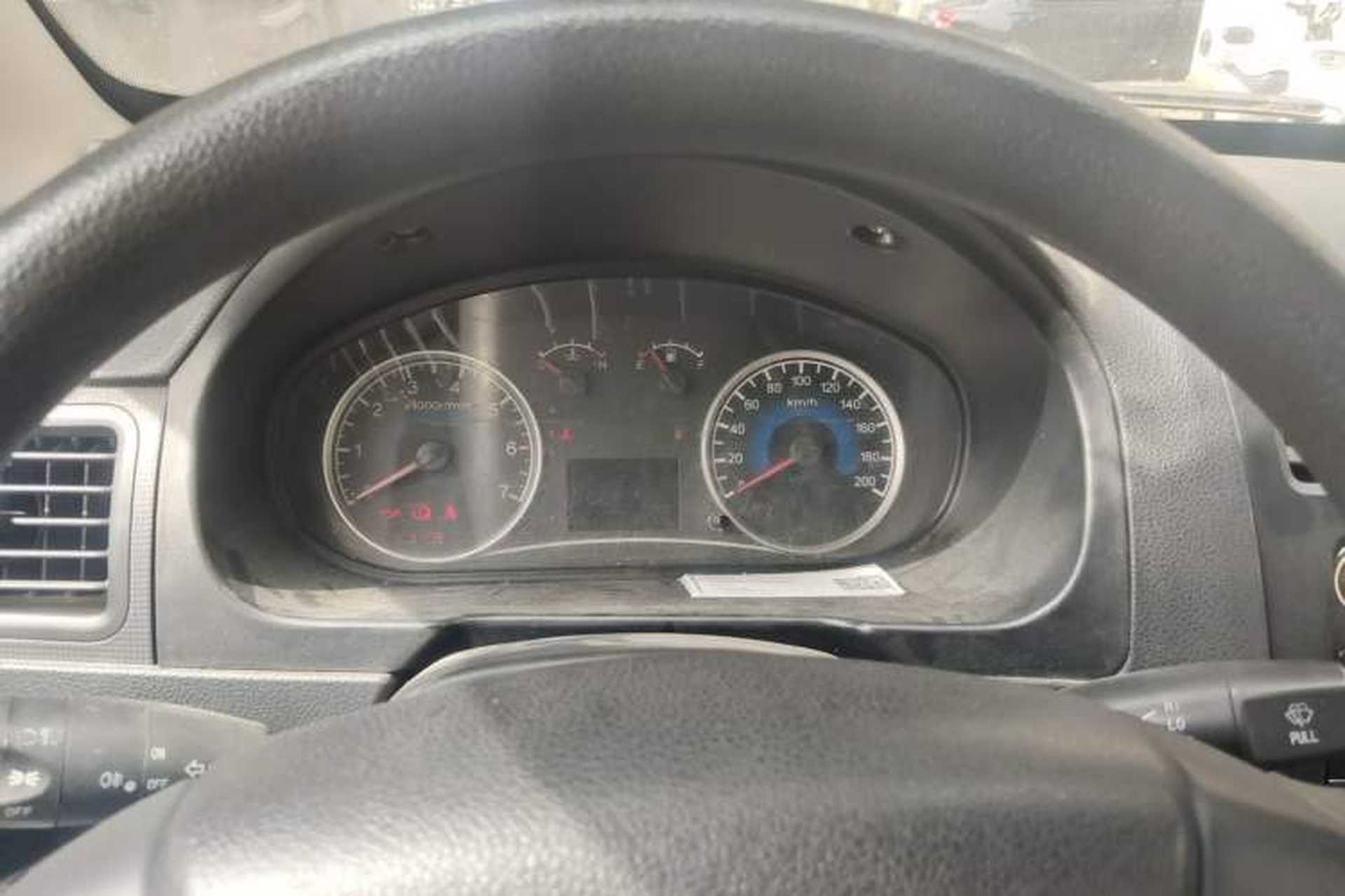 Used Dongfeng Fengon 330 2014 1.2L Manual Practical Version DK12-07 Instrument Cluster