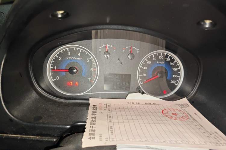 Used Dongfeng Fengon 330 2014 1.5L Manual Utility Version DK15 Instrument Cluster