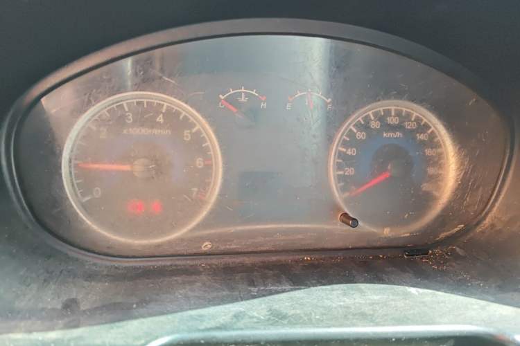 Used Dongfeng Fengon 330 2014 1.5L Manual Utility Version DK15 Instrument Cluster