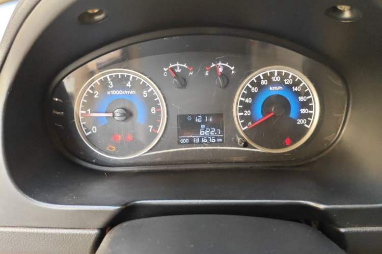 Used Dongfeng Fengon 330 2014 1.5L Manual Utility Version DK15 Instrument Cluster