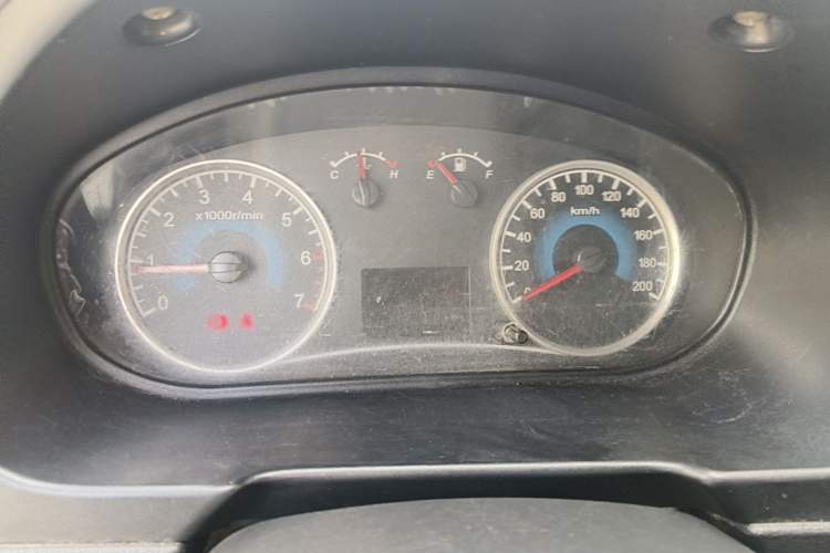 Used Dongfeng Fengon 330 2014 1.5L Manual Utility Version DK15 Instrument Cluster