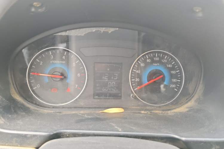 Used Dongfeng Fengon 330 2014 1.2L Manual Practical Version DK12-07 Instrument Cluster