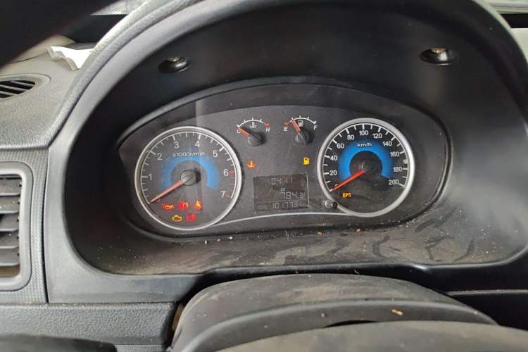 Used Dongfeng Fengon 330 2014 1.5L Manual Utility Version DK15 Instrument Cluster