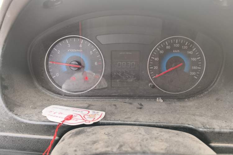 Used Dongfeng Fengon 330 2014 1.2L Manual Practical Version DK12-07 Instrument Cluster