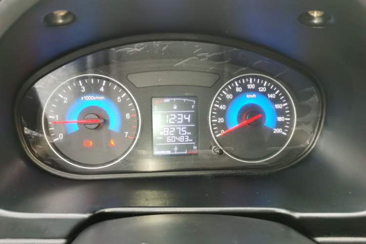 Used Dongfeng Fengon 330 2014 1.5L Manual Utility Version DK15 Instrument Cluster