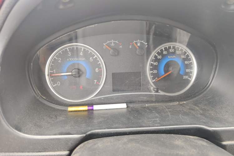 Used Dongfeng Fengon 330 2014 1.5L Manual Utility Version DK15 Instrument Cluster