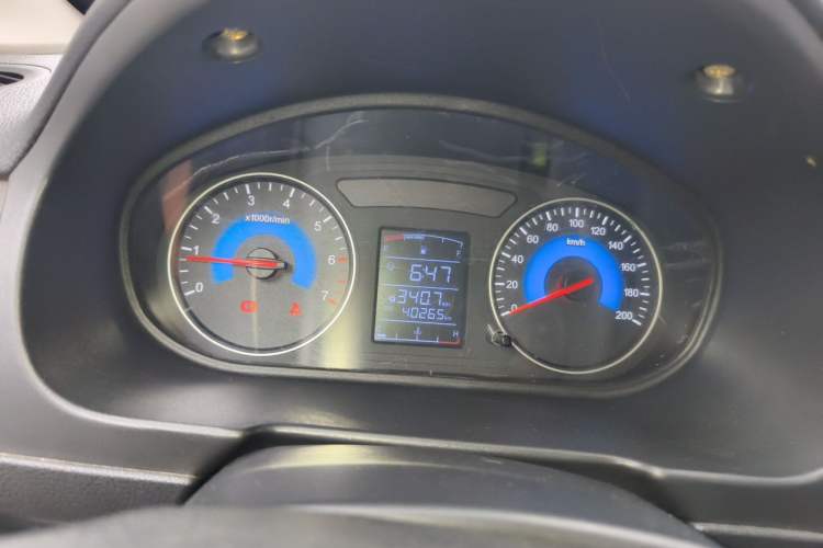 Used Dongfeng Fengon 330 2014 1.5L Manual Utility Version DK15 Instrument Cluster