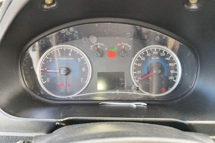 Used Dongfeng Fengon 330 2014 1.5L Manual Utility Version DK15 Instrument Cluster