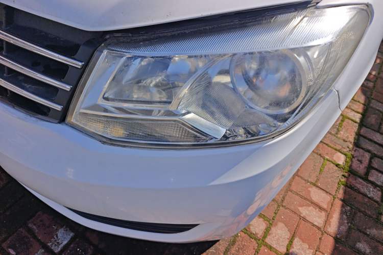 Used Dongfeng Fengon 330 2014 1.5L Manual Utility Version DK15 Left Front Headlight