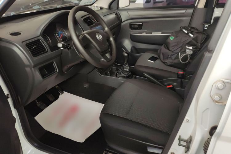 Used Dongfeng Fengon 330 2014 1.2L Manual Practical Version DK12-07 Left Front Seat
