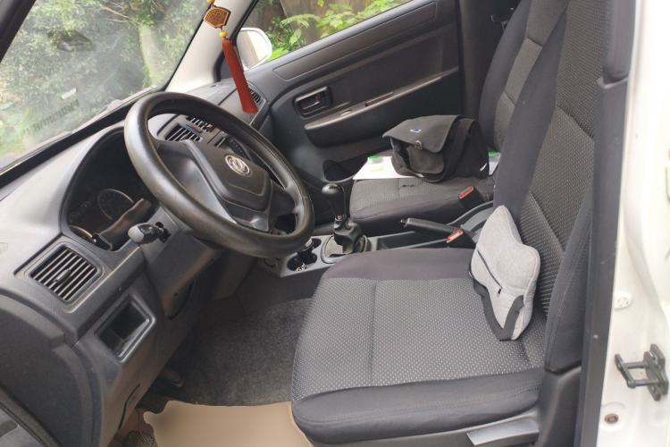 Used Dongfeng Fengon 330 2014 1.5L Manual Standard Edition DK15-02 Left Front Seat