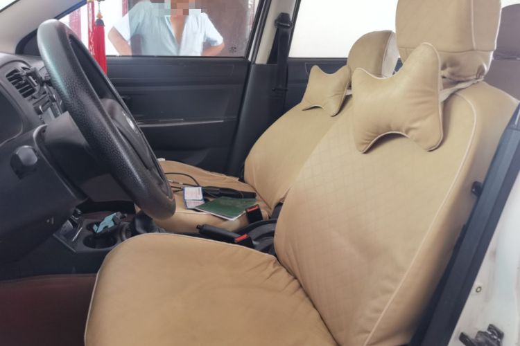 Used Dongfeng Fengon 330 2014 1.5L Manual Utility Version DK15 Left Front Seat