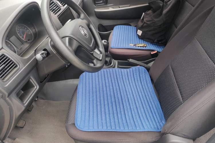 Used Dongfeng Fengon 330 2014 1.5L Manual Utility Version DK15 Left Front Seat