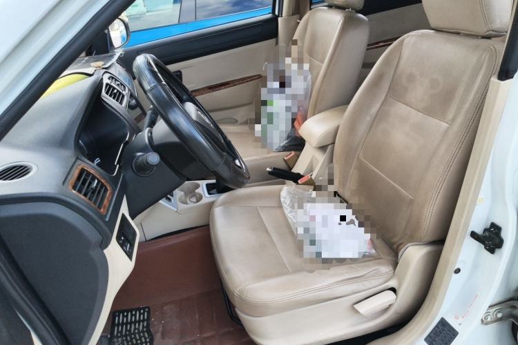 Used Dongfeng Fengon 330 2014 1.5L Manual Utility Version DK15 Left Front Seat