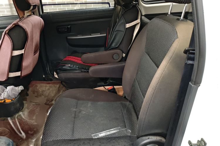 Used Dongfeng Fengon 330 2014 1.5L Manual Standard Edition DK15-02 Left Rear Seat