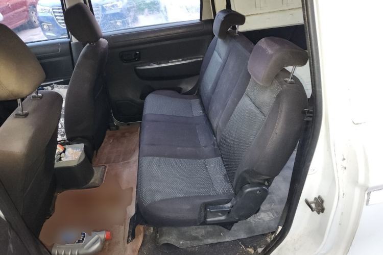 Used Dongfeng Fengon 330 2014 1.5L Manual Standard Edition DK15-02 Left Rear Seat