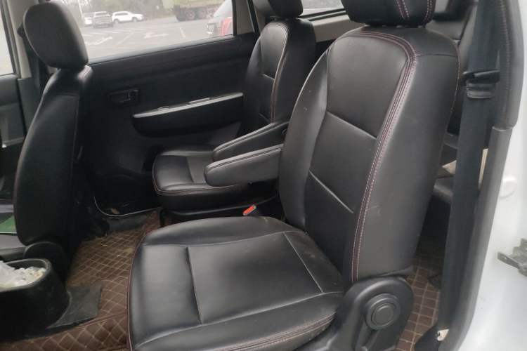 Used Dongfeng Fengon 330 2014 1.5L Manual Standard Edition DK15-02 Left Rear Seat