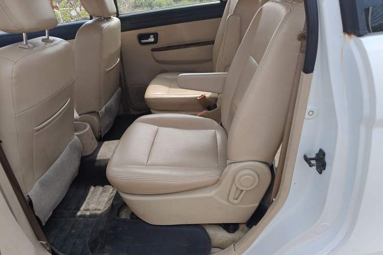 Used Dongfeng Fengon 330 2014 1.5L Manual Utility Version DK15 Left Rear Seat
