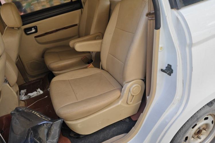 Used Dongfeng Fengon 330 2014 1.5L Manual Utility Version DK15 Left Rear Seat