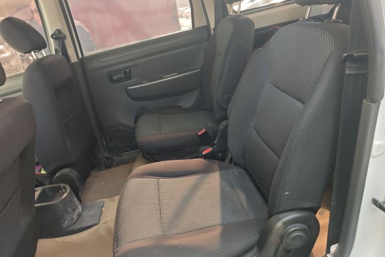 Used Dongfeng Fengon 330 2014 1.5L Manual Utility Version DK15 Left Rear Seat