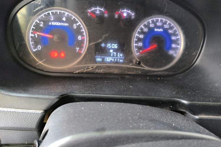 Used Dongfeng Fengon 330 2014 1.5L Manual Utility Version DK15 Odometer Close Up