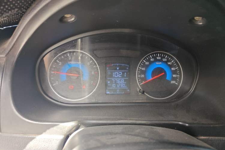 Used Dongfeng Fengon 330 2014 1.5L Manual Standard Edition DK15-02 Odometer Close Up