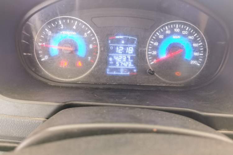 Used Dongfeng Fengon 330 2014 1.5L Manual Utility Version DK15 Odometer Close Up