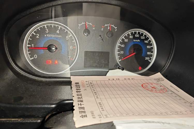 Used Dongfeng Fengon 330 2014 1.5L Manual Utility Version DK15 Odometer Close Up
