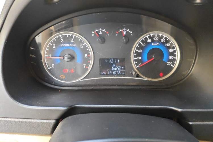 Used Dongfeng Fengon 330 2014 1.5L Manual Utility Version DK15 Odometer Close Up