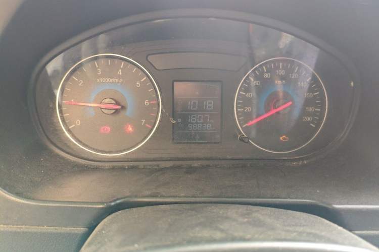 Used Dongfeng Fengon 330 2014 1.5L Manual Utility Version DK15 Odometer Close Up