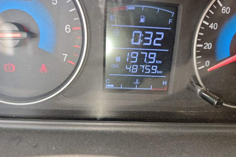 Used Dongfeng Fengon 330 2014 1.5L Manual Utility Version DK15 Odometer Close Up