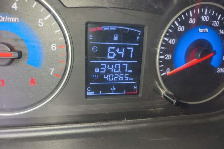 Used Dongfeng Fengon 330 2014 1.5L Manual Utility Version DK15 Odometer Close Up