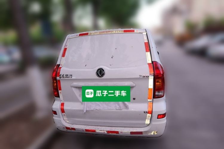Used Dongfeng Fengon 330 2014 1.5L Manual Standard Edition DK15-02 Rear