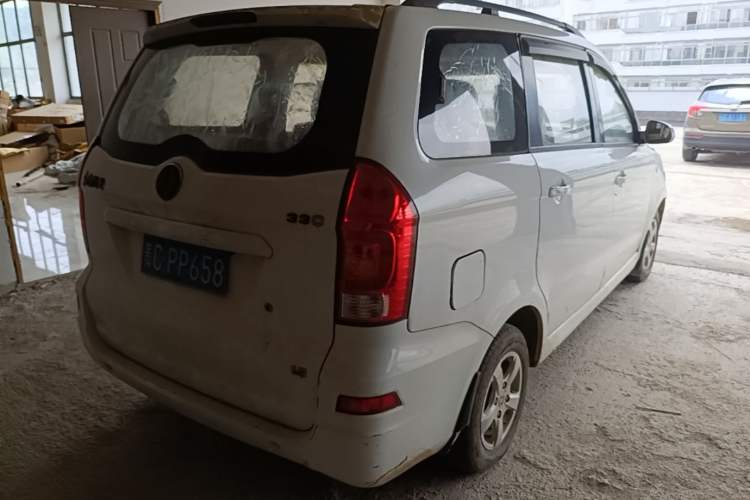 Used Dongfeng Fengon 330 2014 1.5L Manual Utility Version DK15 Rear Right 45 Deg