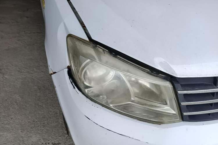 Used Dongfeng Fengon 330 2014 1.5L Manual Utility Version DK15 Right Front Headlight