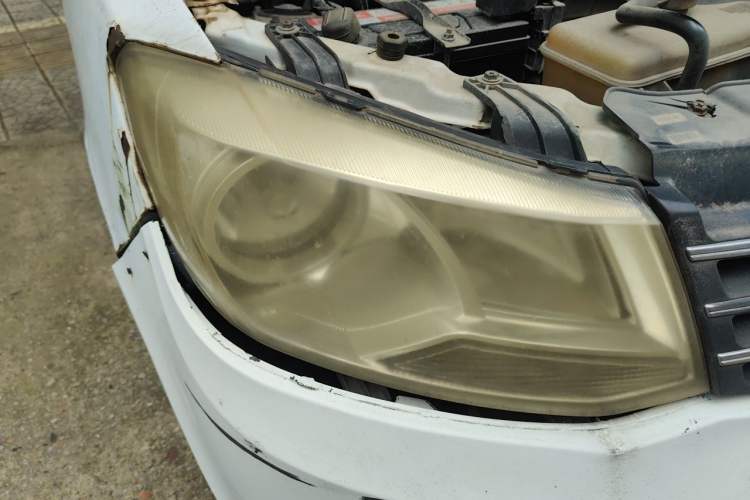 Used Dongfeng Fengon 330 2014 1.5L Manual Utility Version DK15 Right Front Headlight