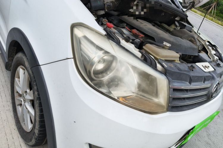 Used Dongfeng Fengon 330 2014 1.5L Manual Utility Version DK15 Right Front Headlight