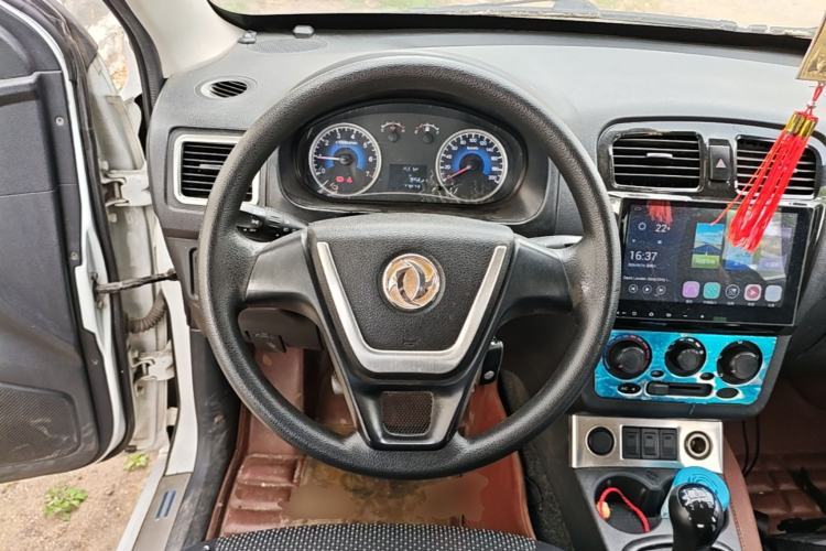 Used Dongfeng Fengon 330 2014 1.5L Manual Utility Version DK15 Steering Wheel