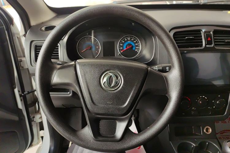 Used Dongfeng Fengon 330 2014 1.2L Manual Practical Version DK12-07 Steering Wheel
