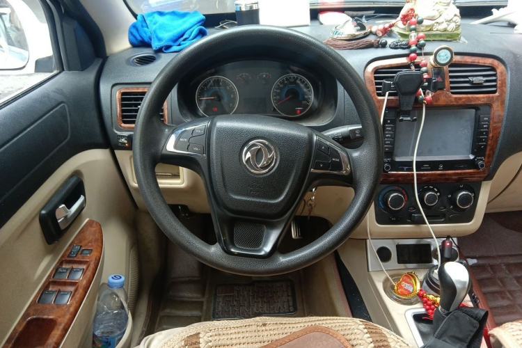 Used Dongfeng Fengon 330 2014 1.5L Manual Utility Version DK15 Steering Wheel
