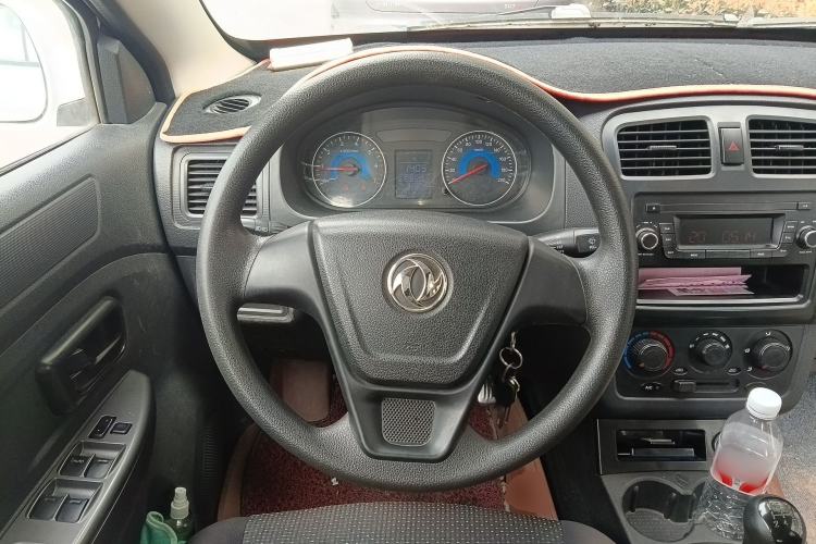 Used Dongfeng Fengon 330 2014 1.5L Manual Utility Version DK15 Steering Wheel