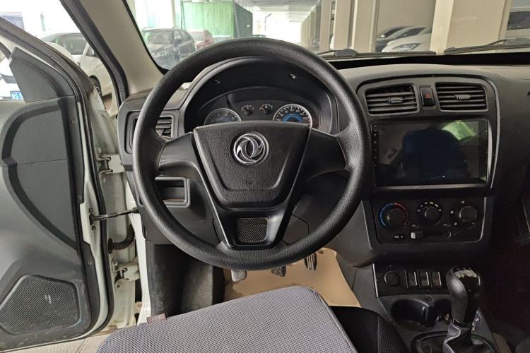 Used Dongfeng Fengon 330 2014 1.5L Manual Utility Version DK15 Steering Wheel